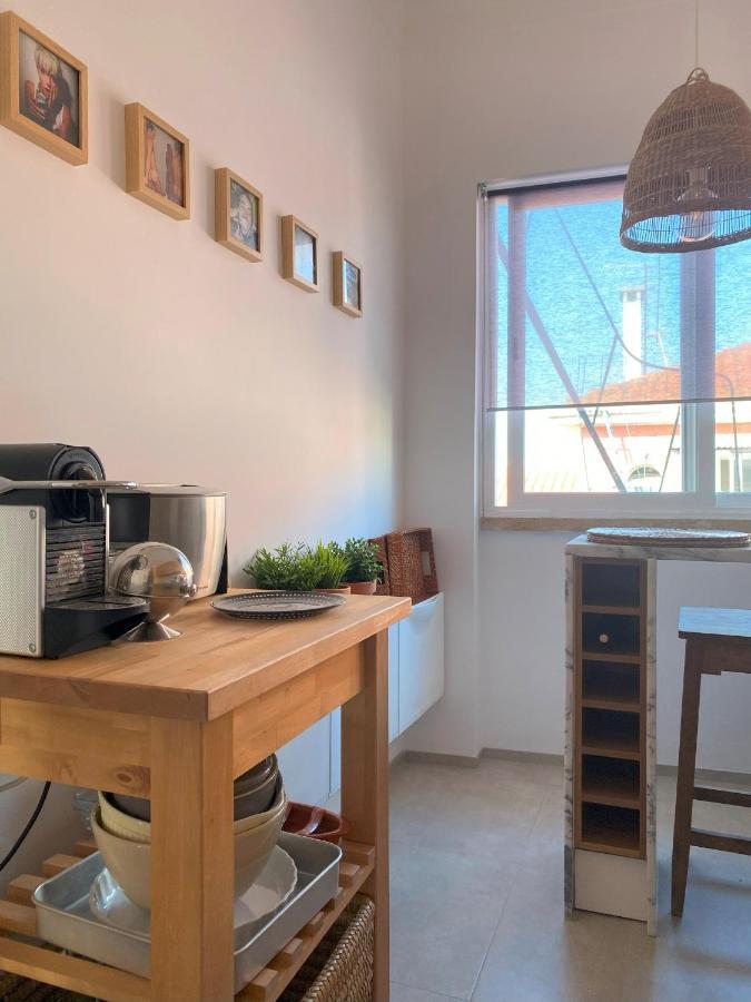 Lisbon, Renovated T2 Apartment Portas De Benfica Amadora Eksteriør bilde